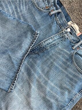 Vintage Levis 569 Loose Straight Denim Baggy Wide Leg Shorts Men’s Size 36x12